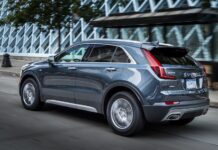 2022 Cadillac XT4 Premium Luxury