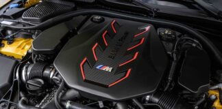 BMW M5 Engine